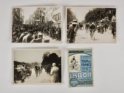 null Cyclisme. Tours 1927 et 28. Quatre images. a) Superbe carte postale couleur...