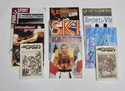 null Omnisport. 6 pièces : a) 2 numéros de « Mémoires du sport » n° 2 Paris-Roubaix...