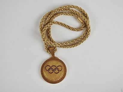 null Jeux Olympiques. CIO. médaille officielle de membres, avers : Comité International...