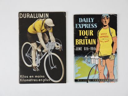 null Cyclisme. Maillot Jaune. Deux brochures. a) Programme du Tour de Grande-Bretagne...