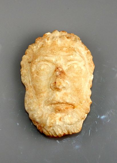 null Bearded man's head

Marble 11 cm

Roman style
