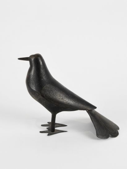 null Oiseau.Bronze de type seljoukide circa XIVès.Bronze orné.En l’état.L :25cm....