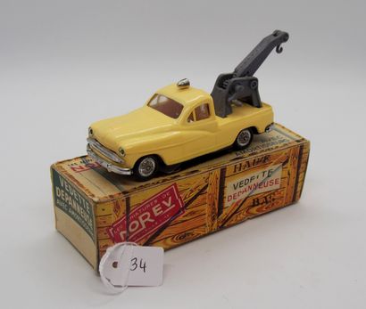 null NOREV - France - 1/43e - Plastique (1)

# 34 - FORD Vedette Dépanneuse

Jaune...