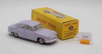 null DINKY TOYS - FRANCE - Metal (1)

# 547 PANHARD PL 17

Parma. Version with "suicide"...