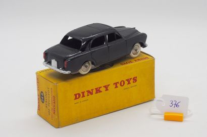 null 
DINKY TOYS - FRANCE - Metal (1)




UNUSUAL COLOR




# 24 B PEUGEOT 403




Black,...