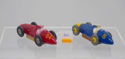 null DINKY TOYS - Great Britain FRANCE - Metal (2)

MEETING OF 2 GRAND PRIX SINGLE-SEATERS

-...
