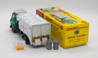 null DINKY TOYS - Great Britain - Metal/Plastic (1)

# 978 BEDFORD TK HOUSEHOLD BENEFITS

First...