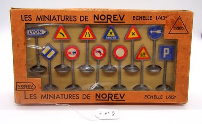 NOREV - France - 1/43rd - Plastic (1) 
TRAFFIC...
