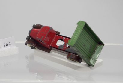 null DINKY-TOYS - France - 1/43rd - Metal (1)

RARE

# 25 th TILTING TRUCK

Red cab,...