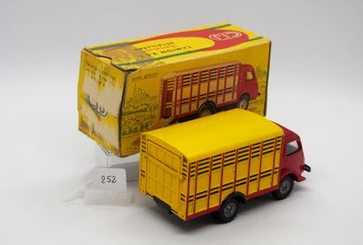  CIJ - France - 1/43rd - Metal (1) 
# 4/50 RENAULT GALION 2.5 t RETAILS 
Yellow and...