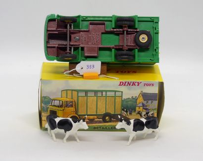 null DINKY TOYS - FRANCE - Metal (1)

# 577 BERLIET GAK LIVESTOCK

Green cabin, yellow...