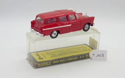 null NOREV - France - 1/43rd - Plastic (1)

# 41 SIMCA MARLY AMBULANCE

Red, flags,...