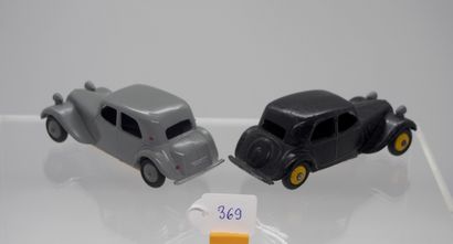 null DINKY TOYS - FRANCE - Metal (2)

- # 24 N/1 CITROËN 11 BL

First type, moulded...