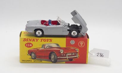 null DINKY TOYS - Great Britain - Metal (1)

# 114 - TRIUMPH SPITFIRE

Metal grey,...