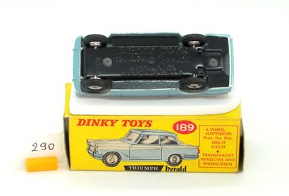 null DINKY TOYS - Great Britain - Metal (1)

# 189 - TRIUMPH HERALD

Pale blue and...