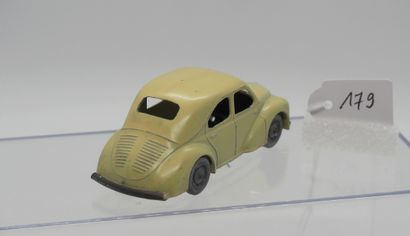 null CIJ - France - 1/45th - Metal (1)

VERY RARE!

# 3/48 4HP RENAULT 1949

Straw...
