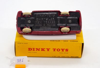 null DINKY TOYS - FRANCE - Metal (1)

# 24 A CHRYSLER NEW YORKER

First variant without...