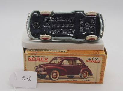 null NOREV - France - 1/43rd - Plastic (1)

- # 5 - 4 HP RENAULT

Grey, red rims,...