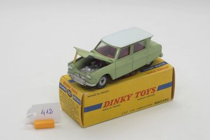 null DINKY TOYS - FRANCE - Metal (1)

# 557 CITROËN AMI 6

Lime green, blue-white...