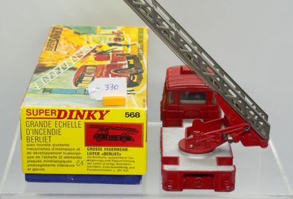 null 
DINKY TOYS - FRANCE - Metal (1)




# 568 BERLIET GBK LARGE FIRE LADDER




Red,...