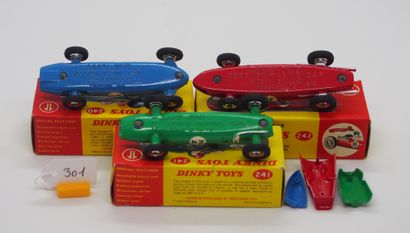 null DINKY TOYS - Great Britain - Metal/Plastic (3)

MEETING OF 3 GRAND PRIX SINGLE-SEATERS

-...