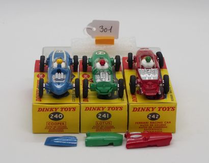null DINKY TOYS - Great Britain - Metal/Plastic (3)

MEETING OF 3 GRAND PRIX SINGLE-SEATERS

-...