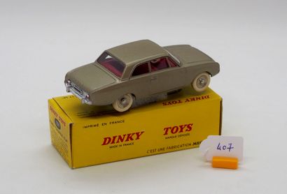 null DINKY TOYS - FRANCE - Metal (1)

# 559 FORD TAUNUS 17 M

Bronze metal, red interior....