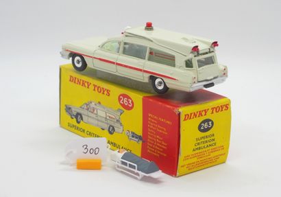 null DINKY TOYS - Great Britain - Metal (1)

# 263 - SUPERIOR CRITERION AMBULANCE

First...