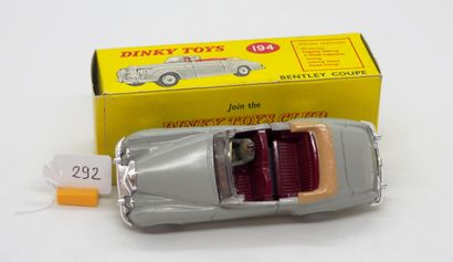 null DINKY TOYS - Great Britain - Metal (1)

# 194 - BENTLEY CONVERTIBLE

Light grey,...