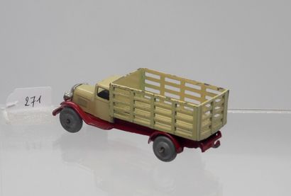 null DINKY-TOYS - France - 1/43e - Métal (1)

PEU COURANT

# 25 f CAMION MARAICHER...