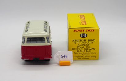 null DINKY TOYS - FRANCE - Metal (1)

# 541 MERCEDES-BENZ SMALL COACH

Classic cream...