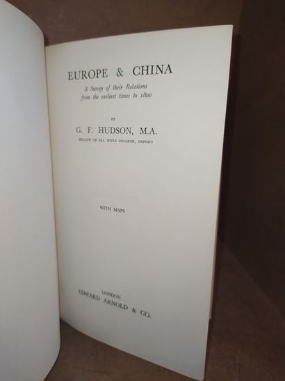 null Hudson G.F..Europe et China: A survey of their relations from the earliest times...