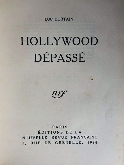 null Durtain Luc.Hollywood Dépassé. Edité à Paris, chez NRF Ed. Nouvelles Revue Française...