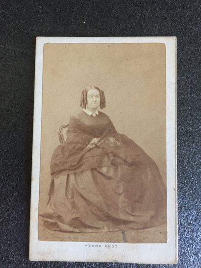 null FLAUBERT: Original photograph of Madame Flaubert, business card size. Cliché...