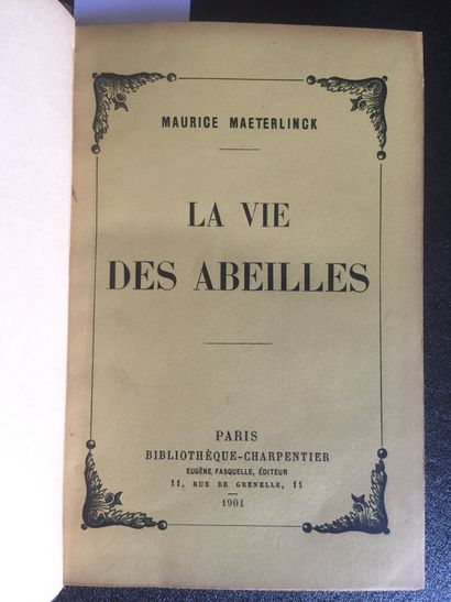 null MAETERLINCK (M.): La Vie des abeilles. Fasquelle, 1901. In-12 half green basane...