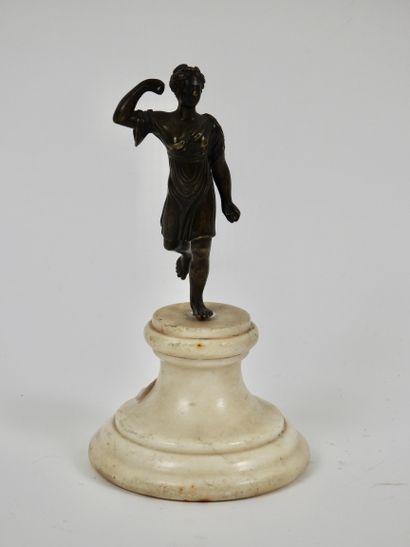 null Sculpture en bronze sur pied en marbre

H 10 cm (sans le socle)