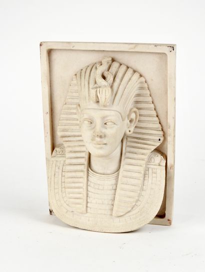 null Tete de pharaon en pierre reconstituée

18 x 13 cm