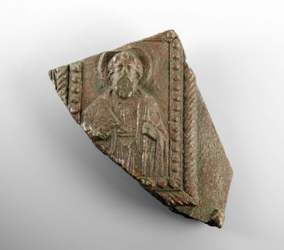 null Importante plaque représentant un saint tenant un livre

Bronze 10 cm

Période...