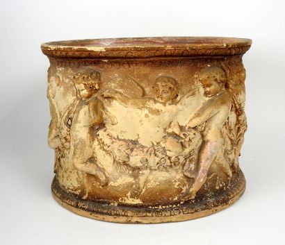 null Grande vasque à décor d’amours, scène à l’antique

Terre cuite Diamètre 34 cm

XIXème...