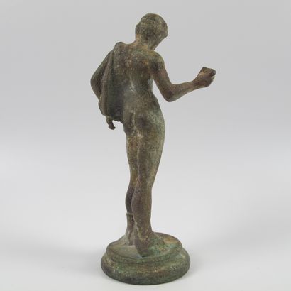 null Statuette d’éphèbe en bronze. H 10cm. Style gréco-romain.