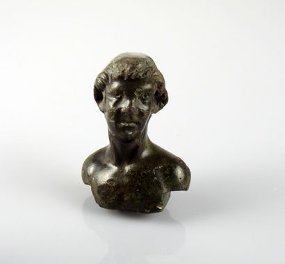 null Joli bronze représentant un éphèbe en buste dans un très bon style

Bronze 4.2...