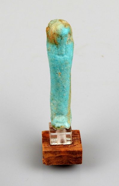null Oushebti momiforme

Fritte émaillée bleue 4.6 cm

Egypte antique XXVI-XXX ème...