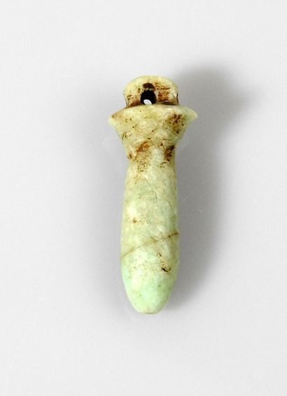 null Rare amulette représentant un pilier lotiforme ouadj

Feldspath 2 cm

Egypte...