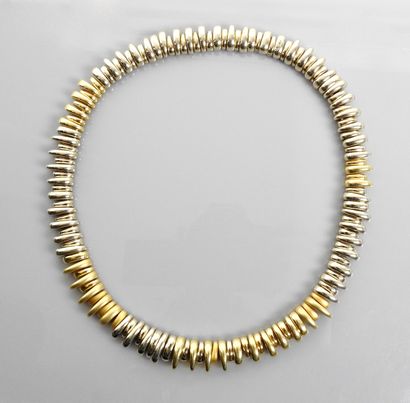 null POMELLATO, Beautiful necklace formed of round and articulated links forming...
