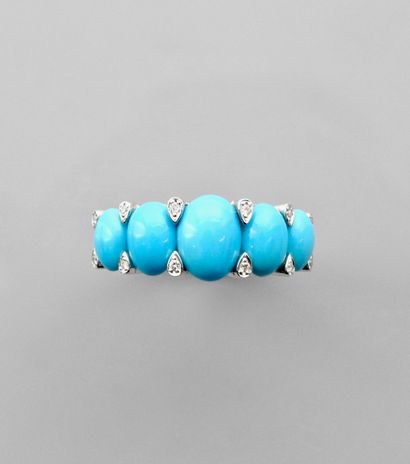 null Ring ' Garter ' in white gold, 750 MM, underlined by turquoises, total 2,50...