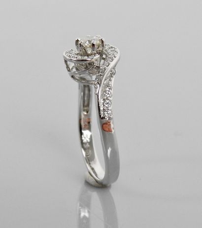 null Ring in white gold, 750 MM, set with a brilliant weighing 0.25 carat in two...