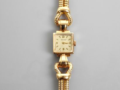 null LONGINES, Bracelet montre de dame en or jaune, 750 MM, lunette carrée, fond...