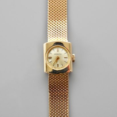 null ZENITH, Ladies' watch bracelet in yellow gold, 750 MM, square bezel, pressed...