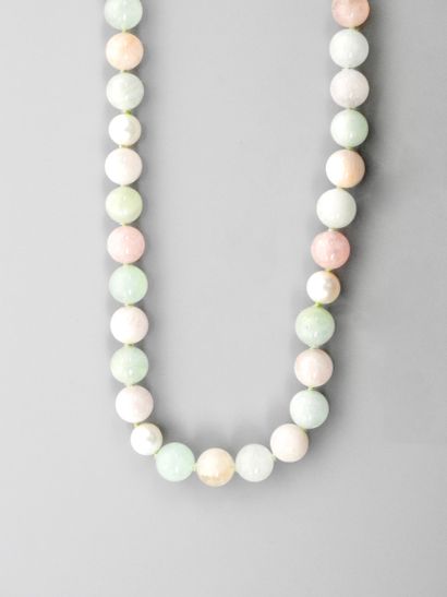 null Long necklace of beryls and cultured pearls, 750 MM, length 1,20 m, weight:...