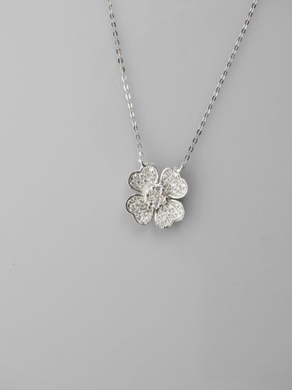 Chain and pendant in white gold, 750 MM,...